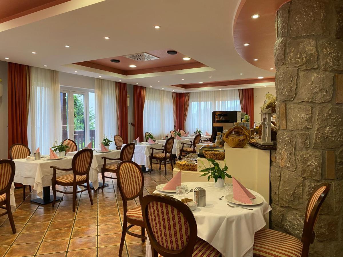Boutique Hotel Grahor Sežana Exterior foto